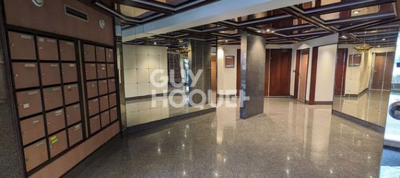 Studio in Besancon, France, Nr. 355305 9