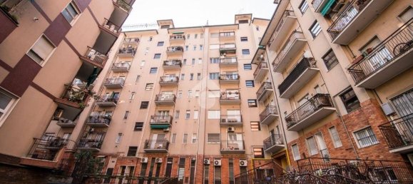 1 bedroom Apartment in Milan, Italy No. 247753 20