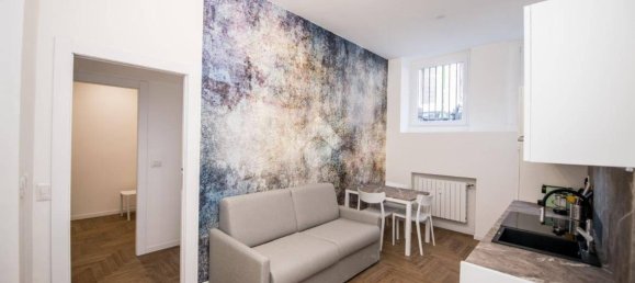 1 bedroom Apartment in Milan, Italy No. 247753 2