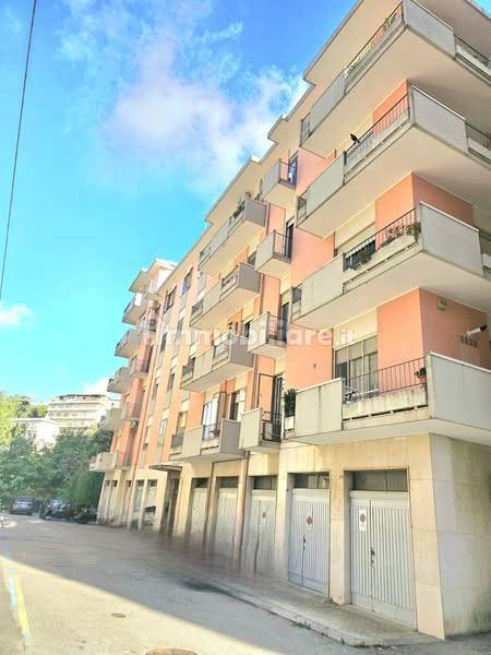 3 bedrooms Apartment in Catanzaro, Italy No. 348076