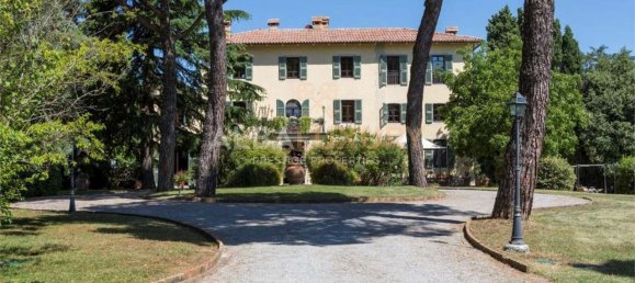 Вилла с 15 спальнями в Читта делла Пьеве, Италия № 163136 3