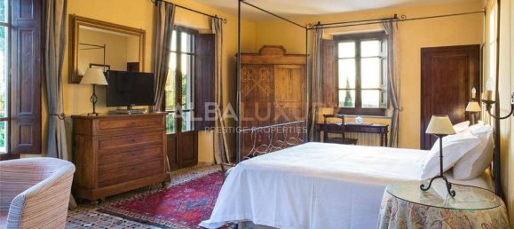 Вилла с 15 спальнями в Читта делла Пьеве, Италия № 163136 17