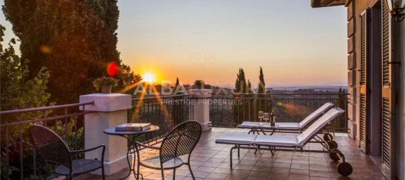 Вилла с 15 спальнями в Читта делла Пьеве, Италия № 163136 9