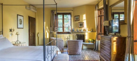 Вилла с 15 спальнями в Читта делла Пьеве, Италия № 163136 23