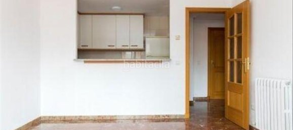 1 bedroom Apartment in Zaragoza, Spain No. 168668 4