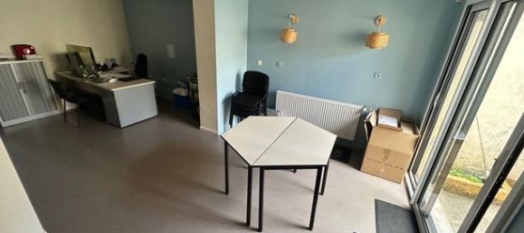 Oficina en Auchy-les-Mines, France 130 m² No. 309590 2