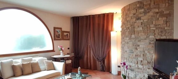 16 rooms Villa in Massarosa, Italy No. 32844 3