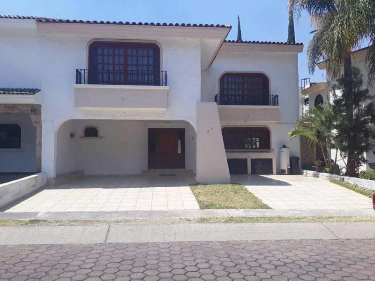Casa de 3 dormitorios en Jalisco, Mexico No. 160400