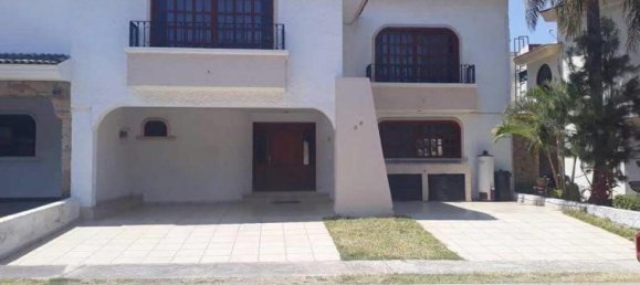 Casa de 3 dormitorios en Jalisco, Mexico No. 160400 2