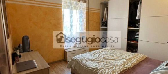 3 bedrooms Apartment in Rome, Italy No. 95858 4