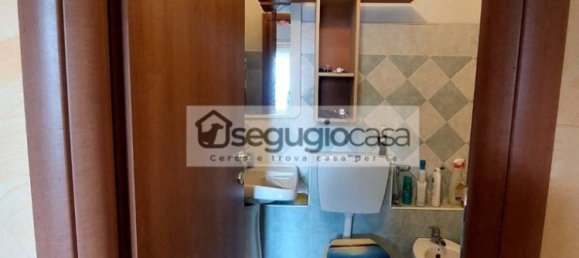 3 bedrooms Apartment in Rome, Italy No. 95858 8