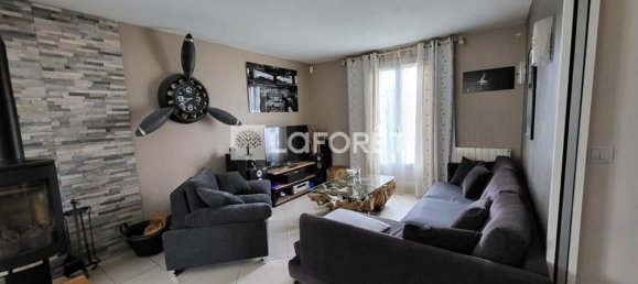 3 Schlafzimmer Haus in Mennecy, France, Nr. 177011 4