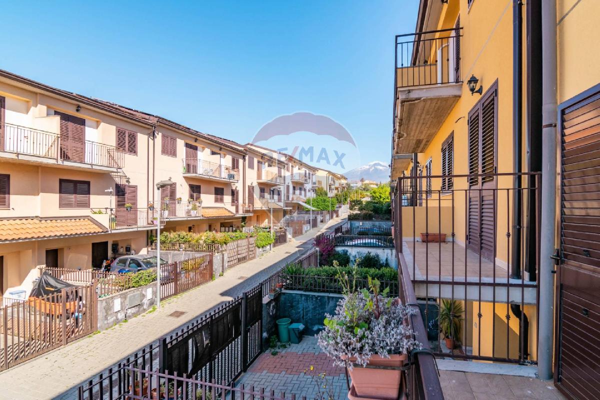 4 غرف نوم منزل في Mascalucia, Italy رقم 121174