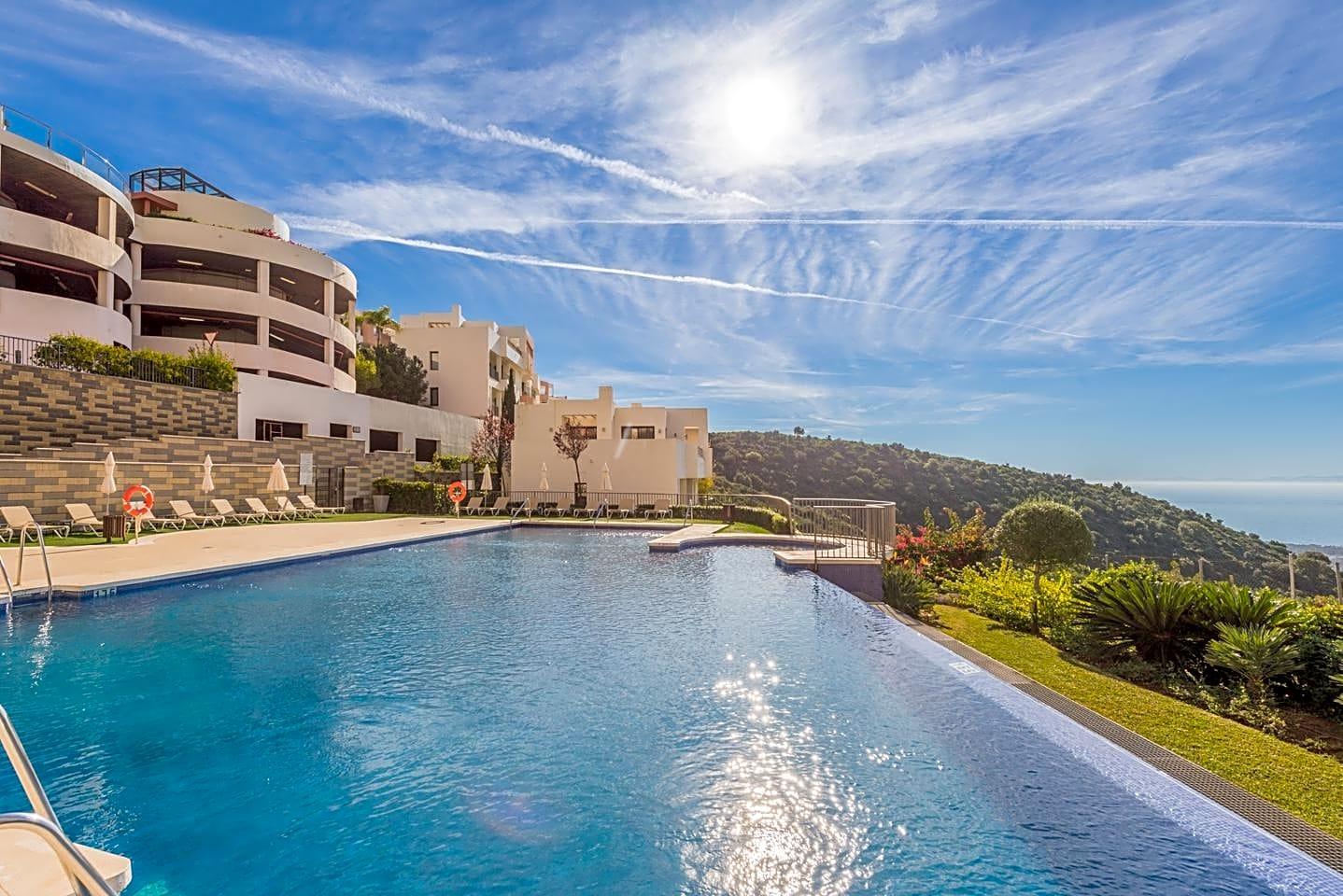 3 bedrooms Apartment in Marbella, Spain No. 94825