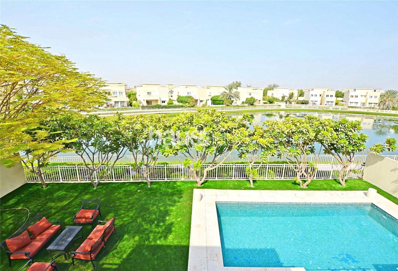 4 chambres Villa à Meadows, UAE No. 100257