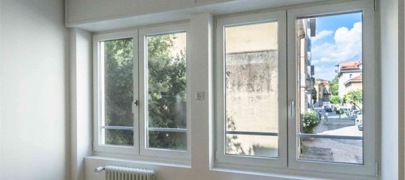 2-salle Appartement à Bergamo, Italy No. 266988 57