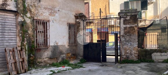 Apartamento de 3 habitaciónes en Palermo, Italy No. 37491 2