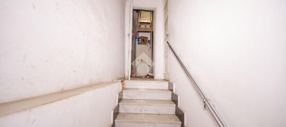 Дом с 5 комнатами в Монтанаро, Италия № 158439 17