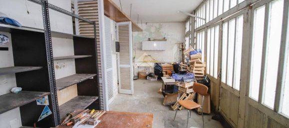 Дом с 5 комнатами в Монтанаро, Италия № 158439 5