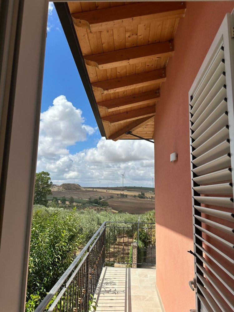 4 bedrooms House in Poggio Imperiale, Italy No. 358090