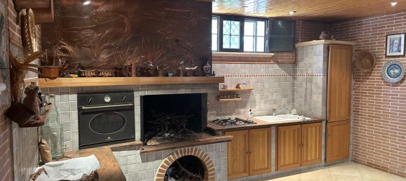 4 bedrooms House in Poggio Imperiale, Italy No. 358090 7