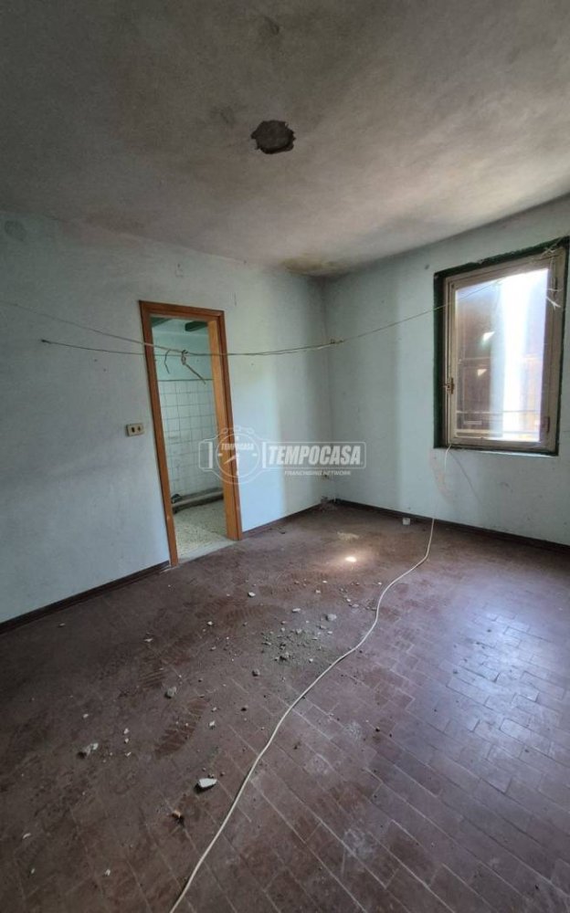 3 bedrooms Apartment in Fornovo di Taro, Italy No. 349735