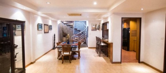 4 bedrooms Bungalow in Bangkok, Thailand No. 17342 5