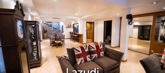 4 bedrooms Bungalow in Bangkok, Thailand No. 17342 3