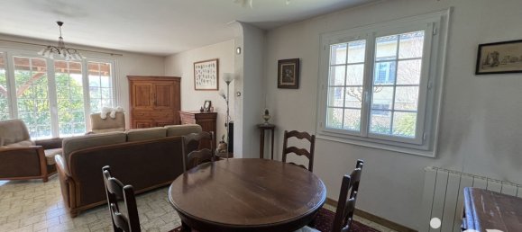 4 bedrooms House in Lalinde, France No. 102659 9