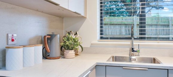 1 bedroom Apartment in Epsom, United Kingdom No. 9729 20