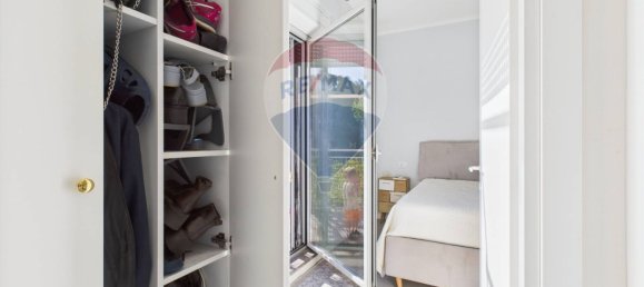 3 rooms Apartment in Rome, Italy No. 295487 9