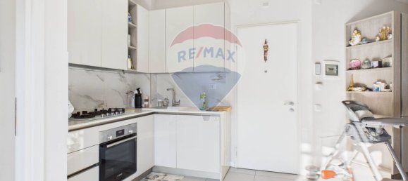 3 rooms Apartment in Rome, Italy No. 295487 4
