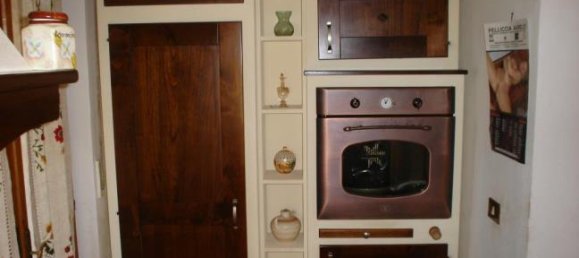 4 Schlafzimmer Villa in Fabro, Italy, Nr. 252805 5