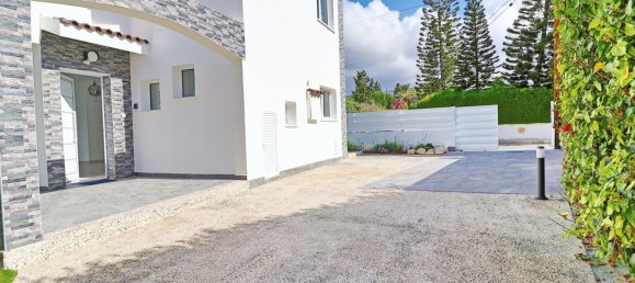 3 bedrooms Villa in Coral Bay, Cyprus No. 22574 22