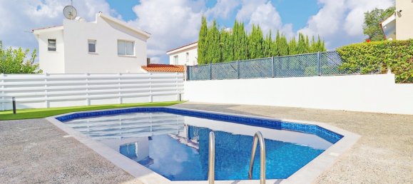 3 bedrooms Villa in Coral Bay, Cyprus No. 22574 19