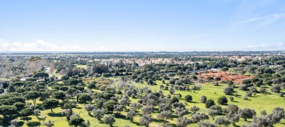 3 bedrooms House in Quarteira, Portugal No. 23457 23