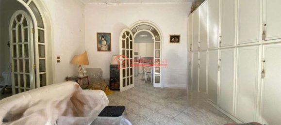 Apartamento de 5 habitaciónes en Trani, Italy No. 78800 12