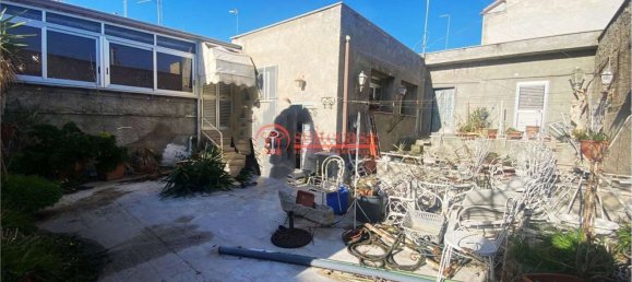 Apartamento de 5 habitaciónes en Trani, Italy No. 78800 29