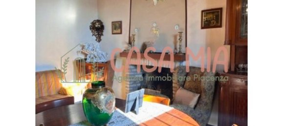 4 rooms House in Bobbio, Italy No. 128480 8
