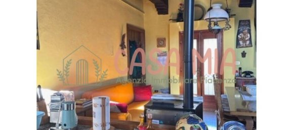 4 rooms House in Bobbio, Italy No. 128480 3
