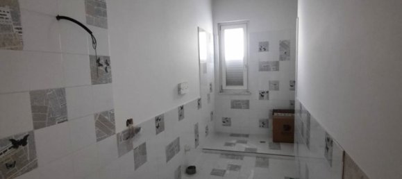 9 rooms House in Casal di Principe, Italy No. 33217 11