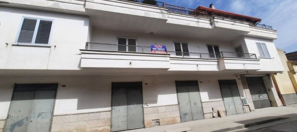 9 rooms House in Casal di Principe, Italy No. 33217 2