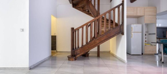 4 bedrooms Villa in Marseille, France No. 280258 8