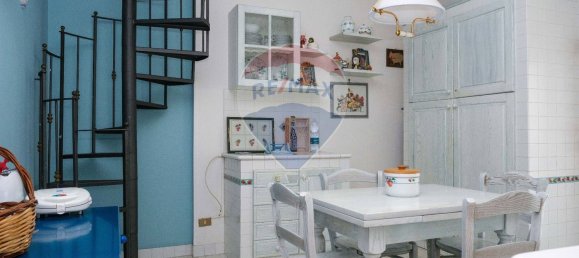 Квартира с 3 комнатами в Маскалуча, Италия № 133082 21