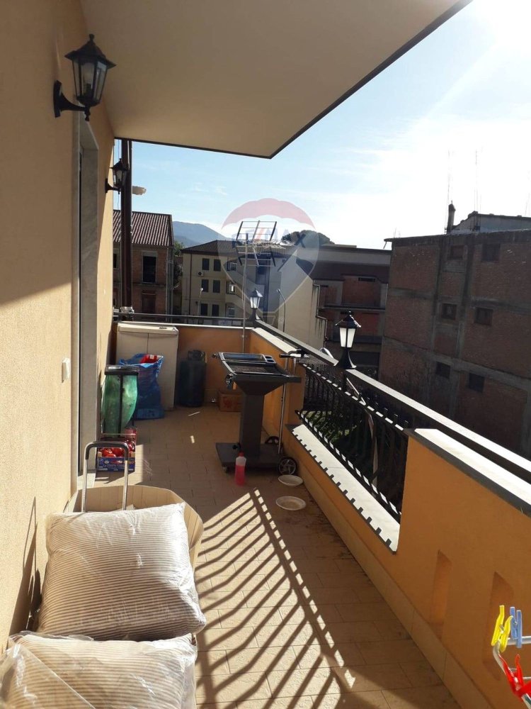 7 chambres Appartement à Messina, Italy No. 388490