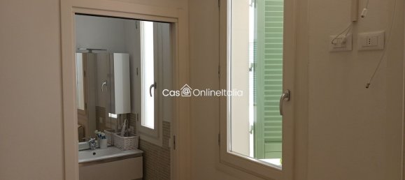 7 rooms House in Camaiore, Italy No. 91014 25