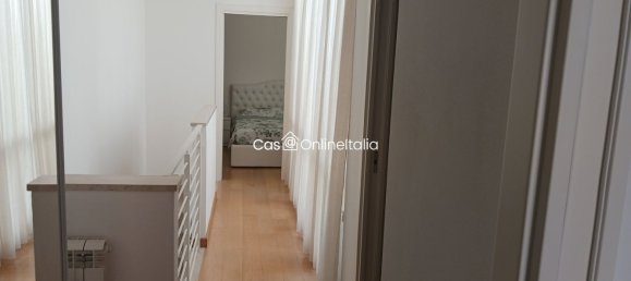 7 rooms House in Camaiore, Italy No. 91014 15