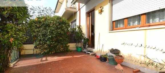 3-salle Maison à Viareggio, Italy No. 90483 4