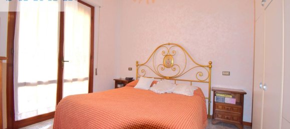 3-salle Maison à Viareggio, Italy No. 90483 24