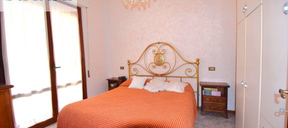 3-salle Maison à Viareggio, Italy No. 90483 23